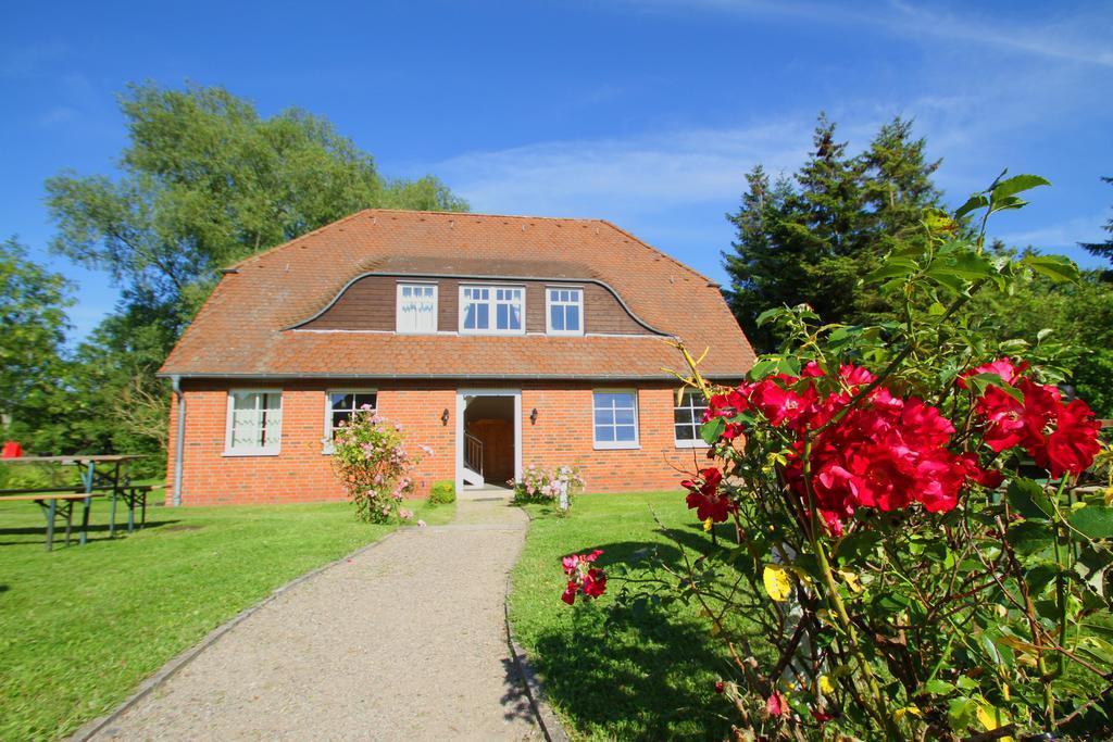 Hotel Alt Wittower Krug Wiek auf Rügen Eksteriør bilde