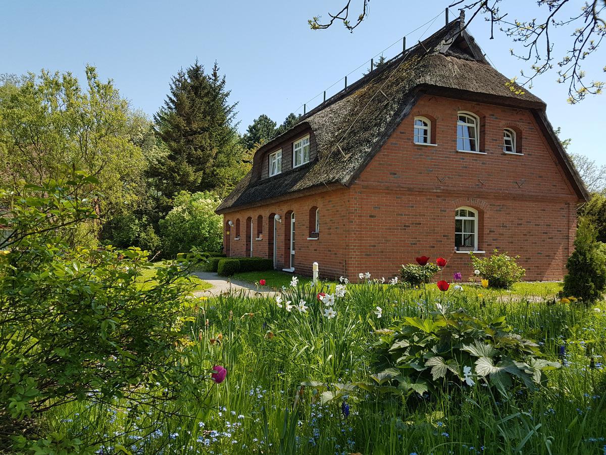 Hotel Alt Wittower Krug Wiek auf Rügen Eksteriør bilde