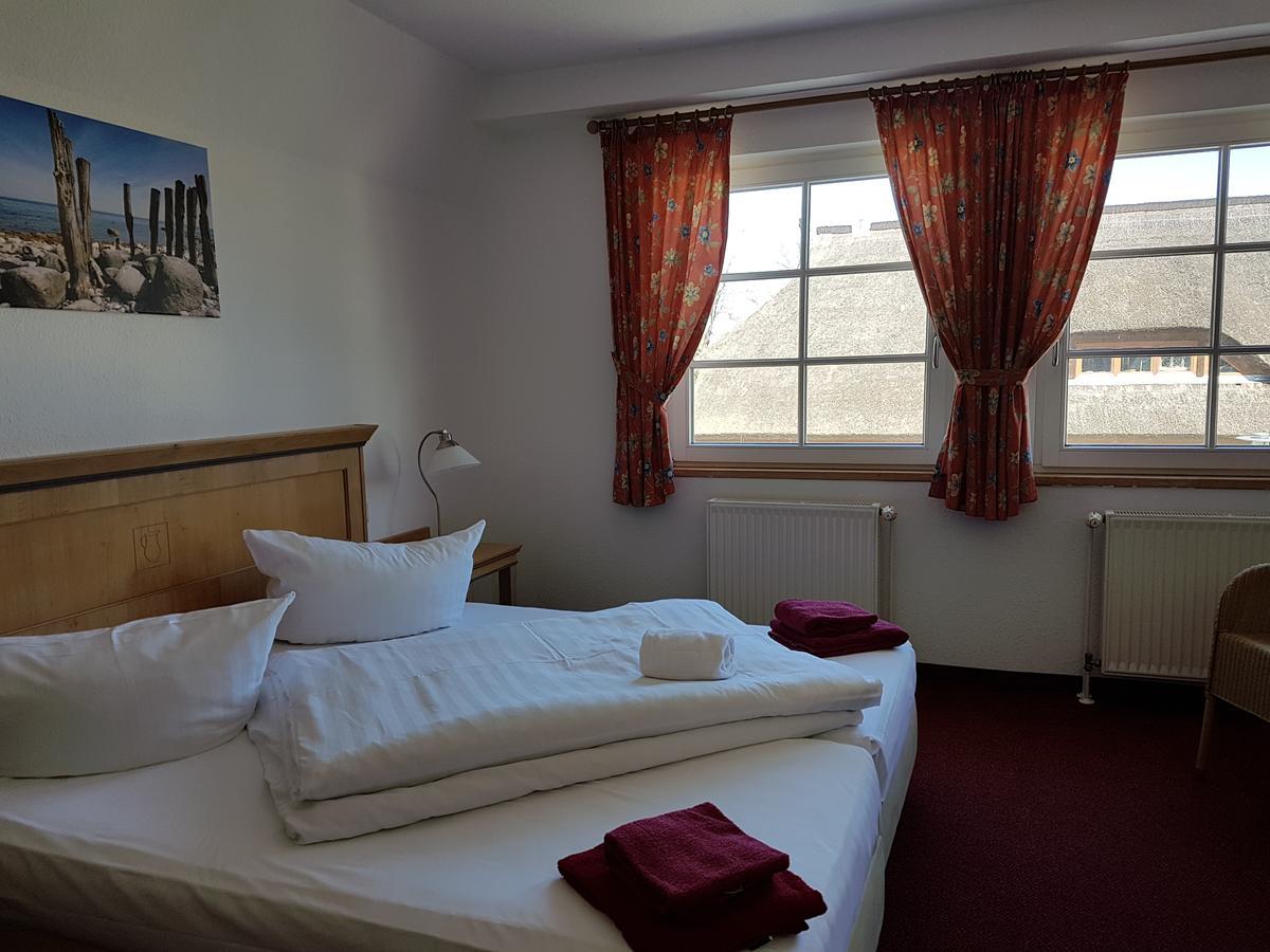 Hotel Alt Wittower Krug Wiek auf Rügen Eksteriør bilde
